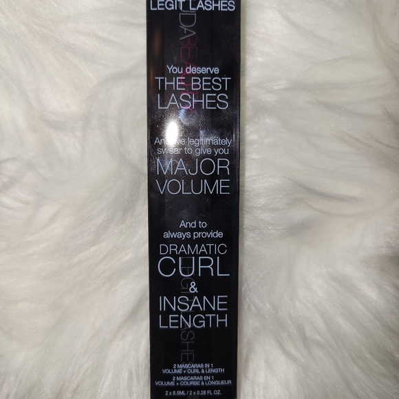 SOLD HUDA BEAUTYLegit Lashes in Vanta Black - Picture 2 of 4